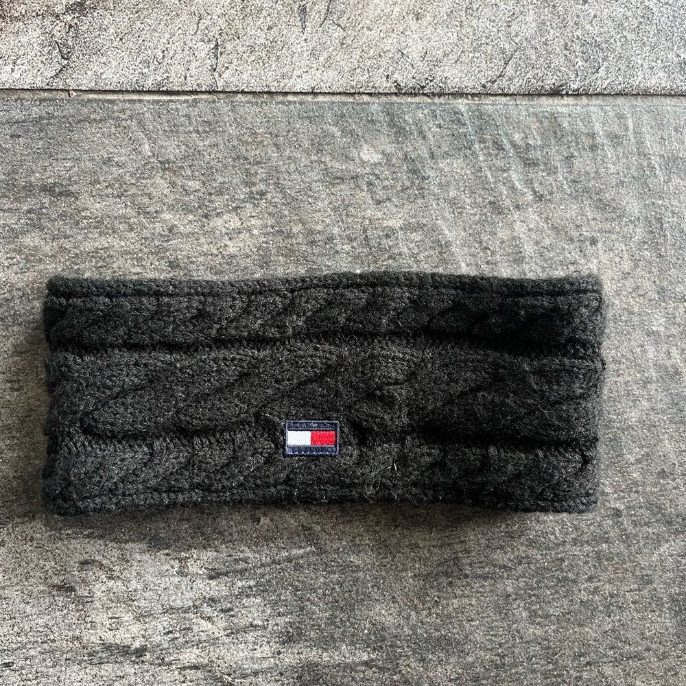 Tommy Hilfiger Black Fleece Headband in good condition